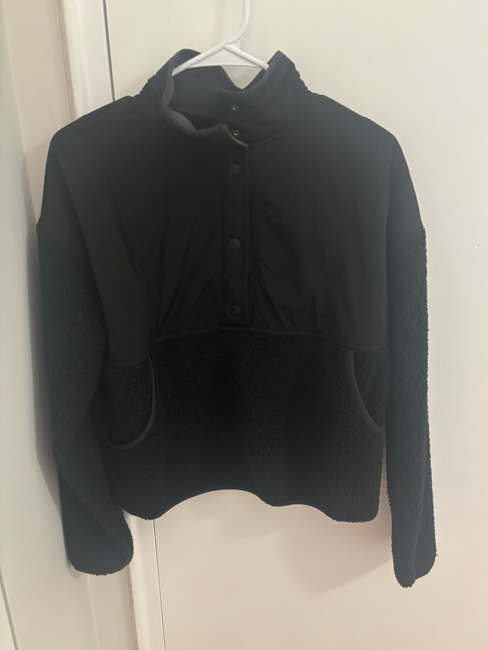 Aerie Black Sherpa Pullover Jacket